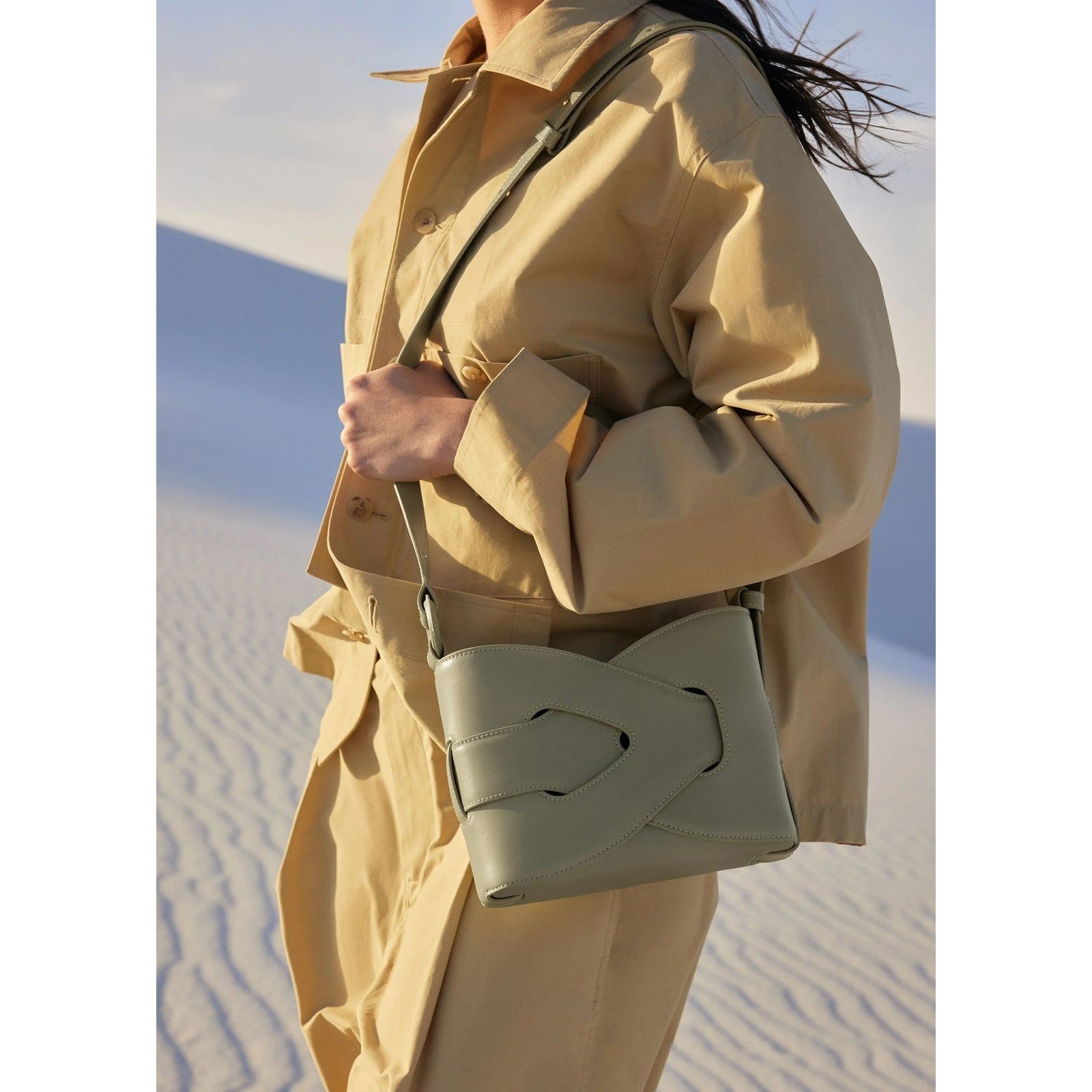 De Isabella Crossbody